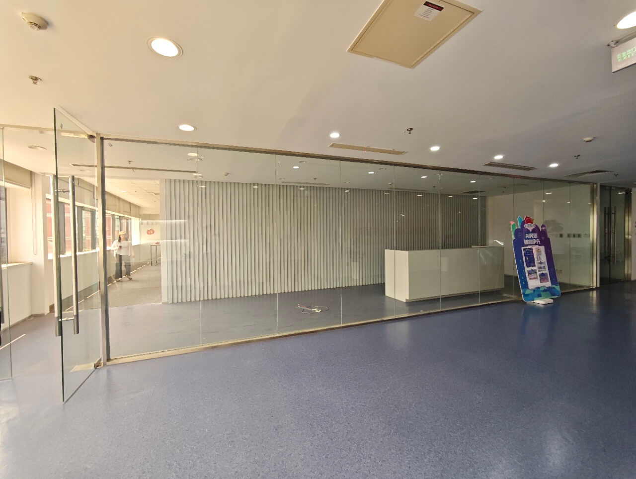 兆维工业园         800平米办公室 